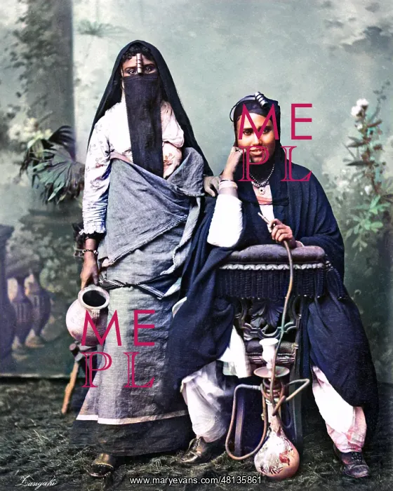: Two women with hookah, Egypt : Two women with hookah, Egypt