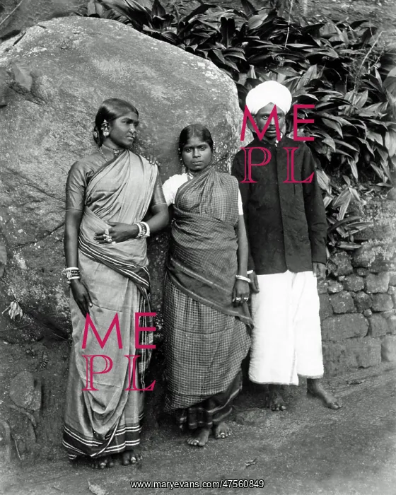 : Two women and a man, Ceylon (Sri Lanka) : Two women and a man, Ceylon (Sri Lanka)