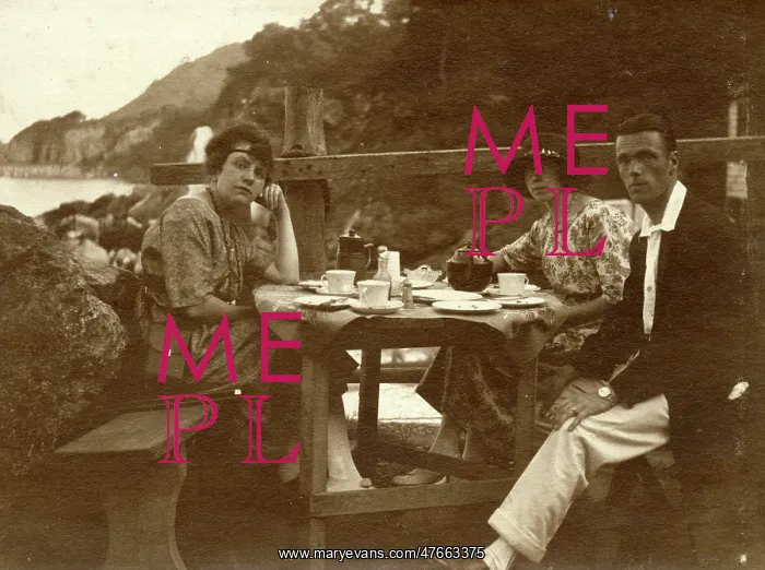 : Two women and a man at the seaside : Two women and a man at the seaside