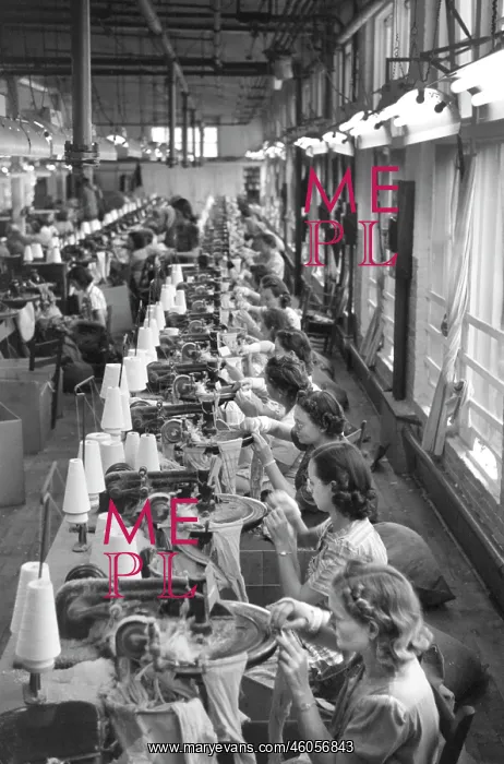 : Women - occupations - textiles - factory : Women - occupations - textiles - factory