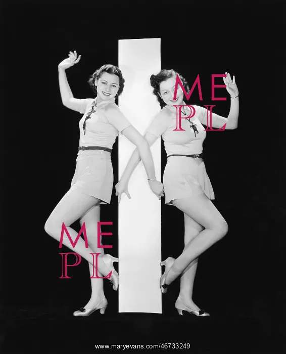: Women posing with big letter I : Women posing with big letter I