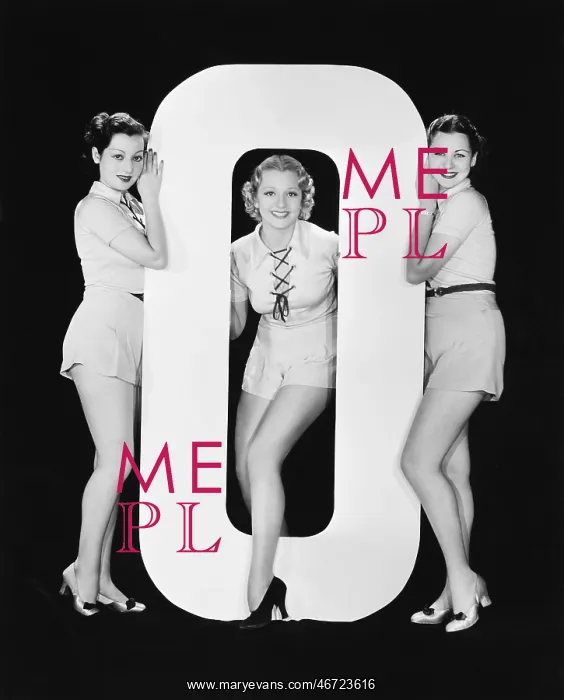: Women posing with huge letter O : Women posing with huge letter O