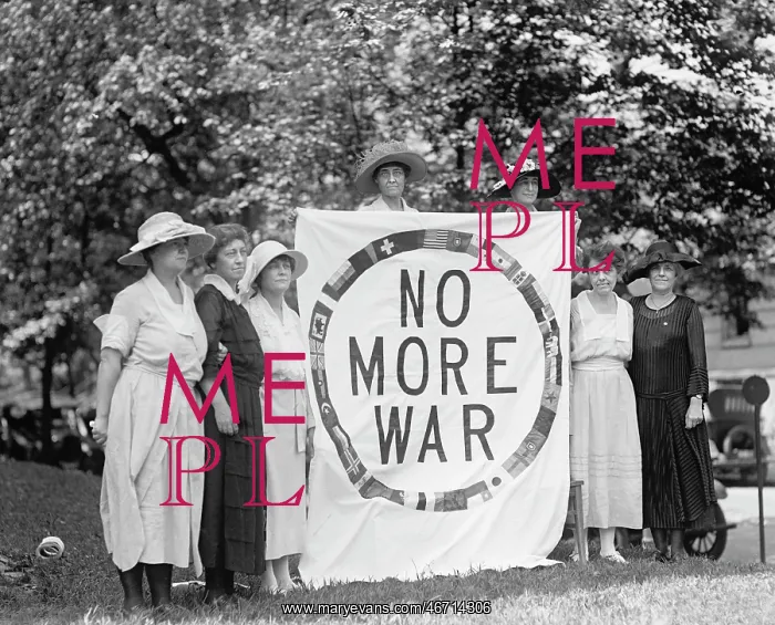 : Women - Protest - Anti-War - Demonstration : Women - Protest - Anti-War - Demonstration