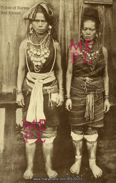 : Women of the Red Karen - Myanmar : Women of the Red Karen - Myanmar