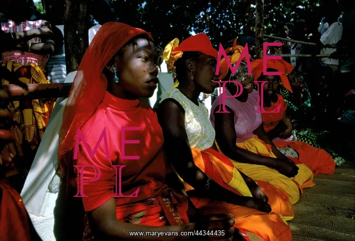 : Women singers at Nampula, Performance, Volkmar : Women singers at Nampula, Performance, Volkmar