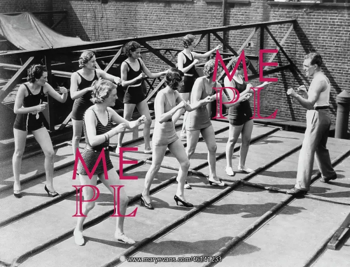: Women are trained by Fred Dyer in : Women are trained by Fred Dyer in