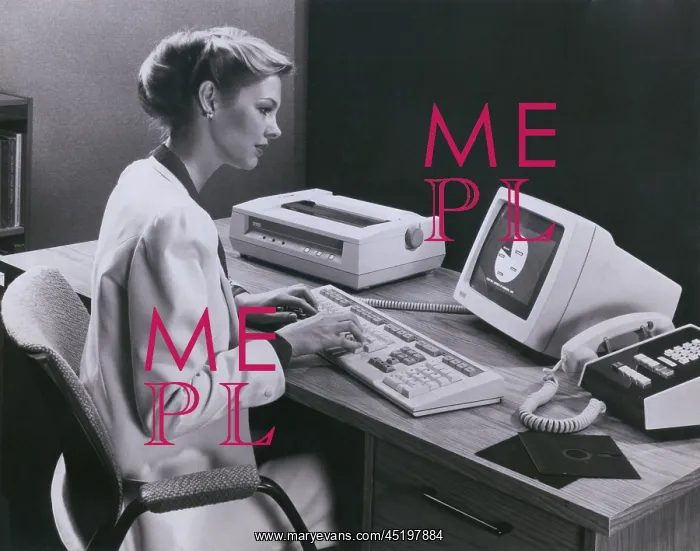  : Women using and early personal computer ?