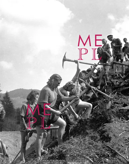 : Women workers : Women workers