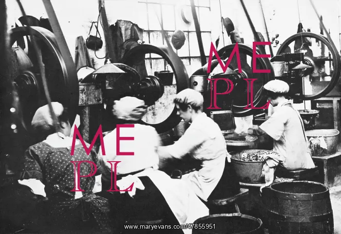 : Women workers, World War I : Women workers, World War I