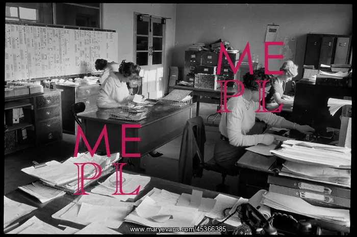: Women working in the office at the Wear Flint : Women working in the office at the Wear Flint