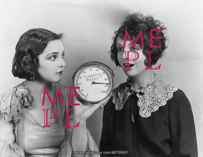 : Women yodeling with yodeling meter : Women yodeling with yodeling meter
