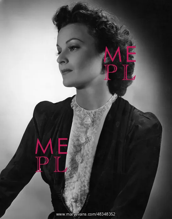 : Women's fashion, 1938 : Women's fashion, 1938