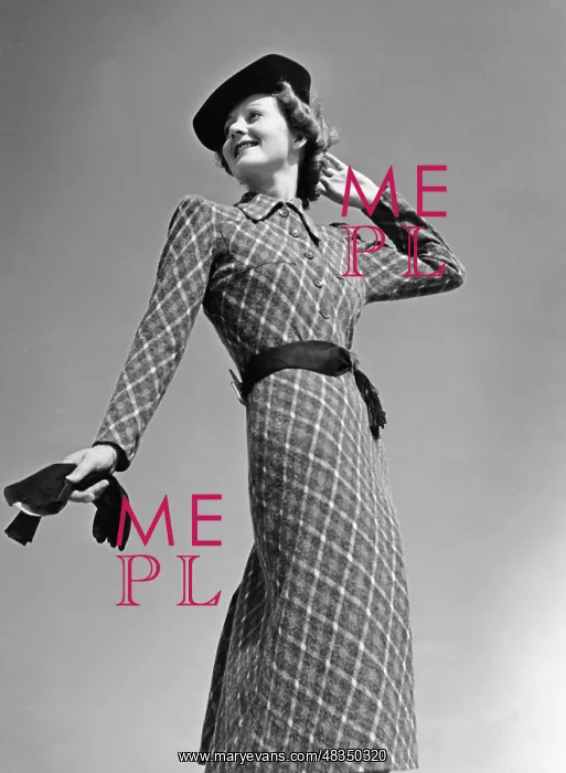 : Women's fashion, 1939 : Women's fashion, 1939