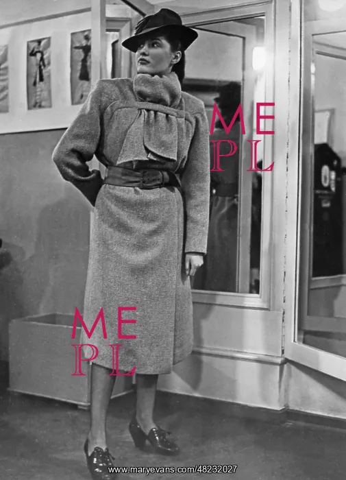 : Women's fashion, 1941 : Women's fashion, 1941