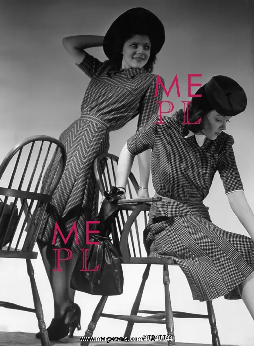 : Women's fashion, 1941 : Women's fashion, 1941