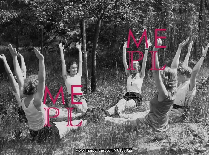 : Women's do gymnastics, 1938 : Women's do gymnastics, 1938
