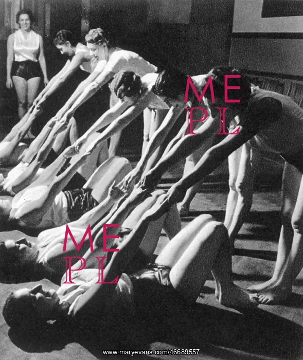 : The Women's League of Health & Beauty exercise classes, 1938 : The Women's League of Health & Beauty exercise classes, 1938