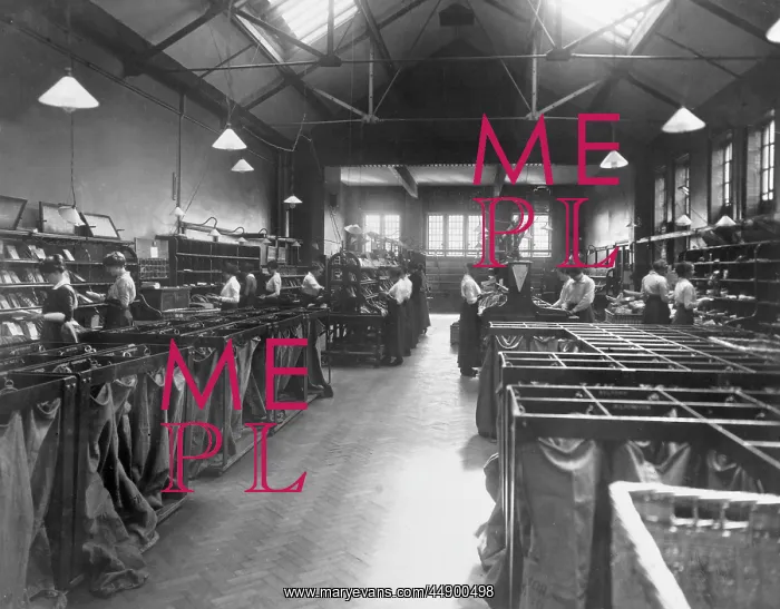 : Women's WW1 Work - Post-Office Letter Sorting : Women's WW1 Work - Post-Office Letter Sorting