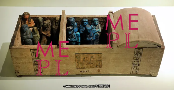 : Wooden chest for ushabties. Egypt : Wooden chest for ushabties. Egypt