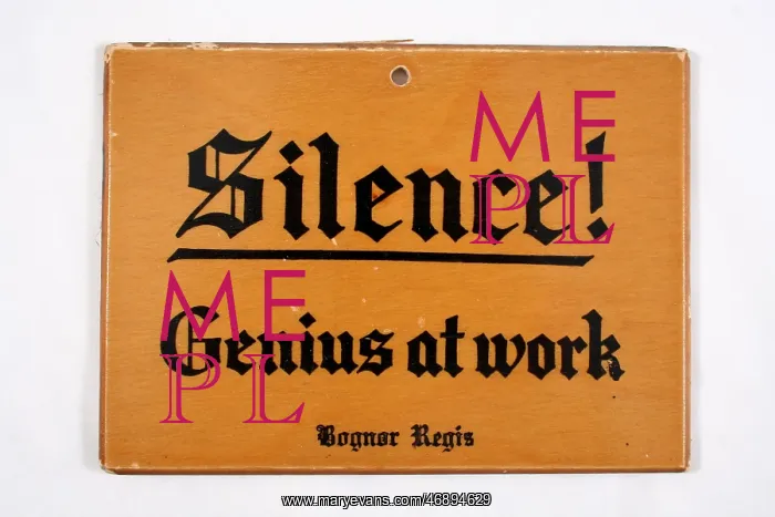 : Wooden plaque, Silence-genius at work, slogan : Wooden plaque, Silence-genius at work, slogan