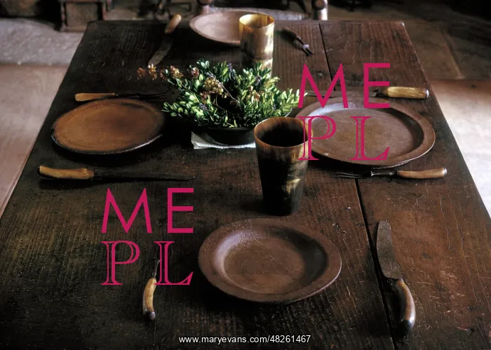 : Wooden Platters and Horn Mugs : Wooden Platters and Horn Mugs