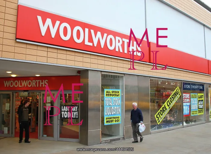 : Woolworths Closes : Woolworths Closes