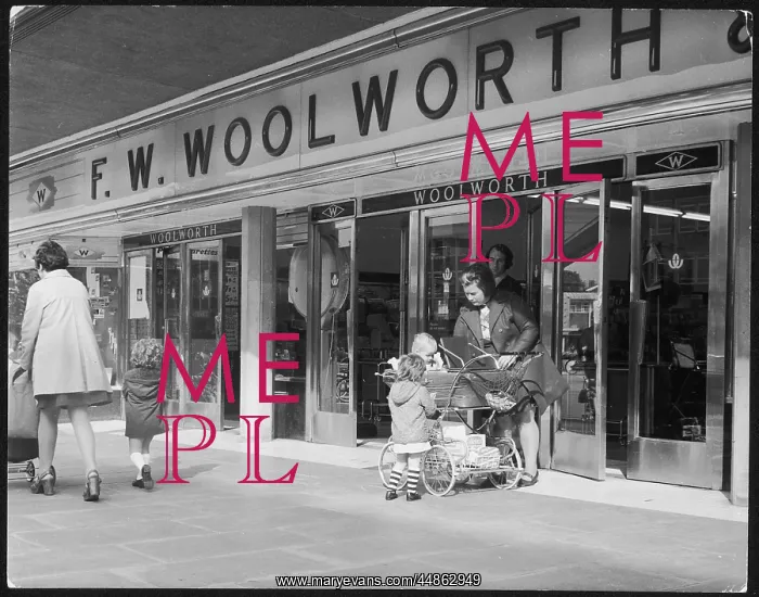 : WOOLWORTHS CRAWLEY : WOOLWORTHS CRAWLEY