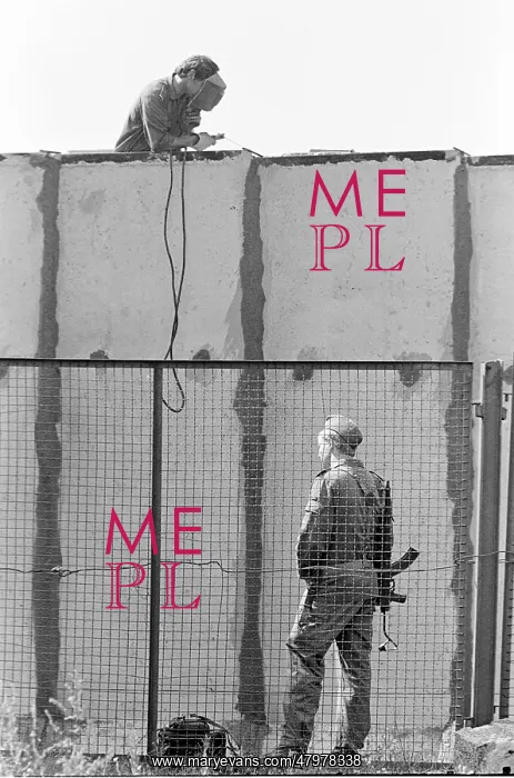 : Work on the wall : Work on the wall