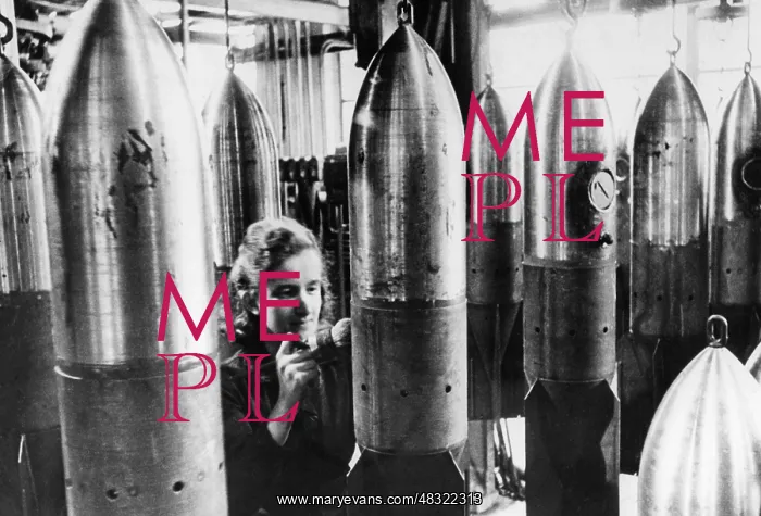 : Worker in an armaments factory, 1940 / 41 : Worker in an armaments factory, 1940 / 41
