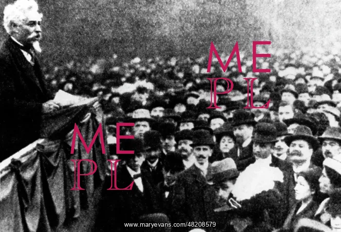 : Workers of the arms industry on strike, 1918 : Workers of the arms industry on strike, 1918