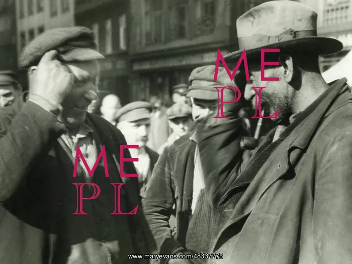 : Workers in Hamburg, 1930 : Workers in Hamburg, 1930