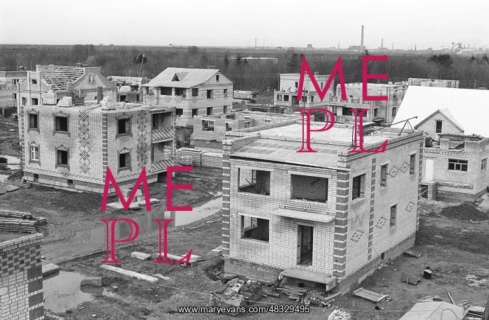: Worker's settlement under construction, 1989 : Worker's settlement under construction, 1989