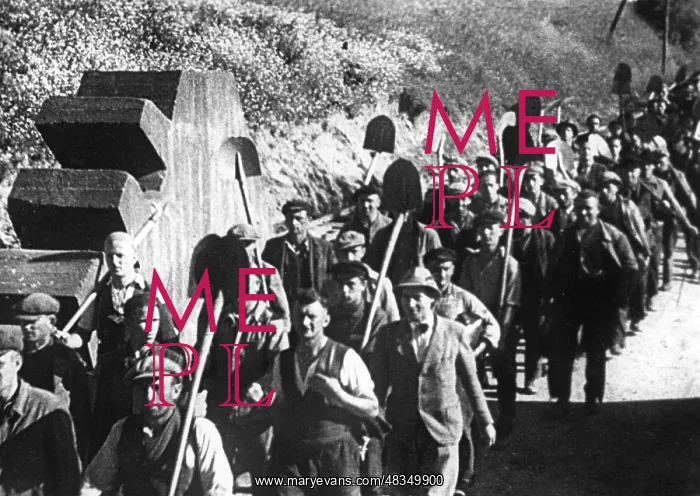: Workers at the Siegfried Line, 1939 : Workers at the Siegfried Line, 1939