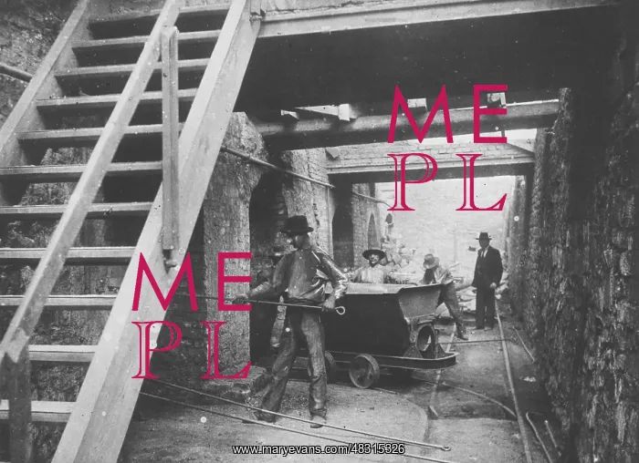 : Workers in the zinc industry, 1903 : Workers in the zinc industry, 1903