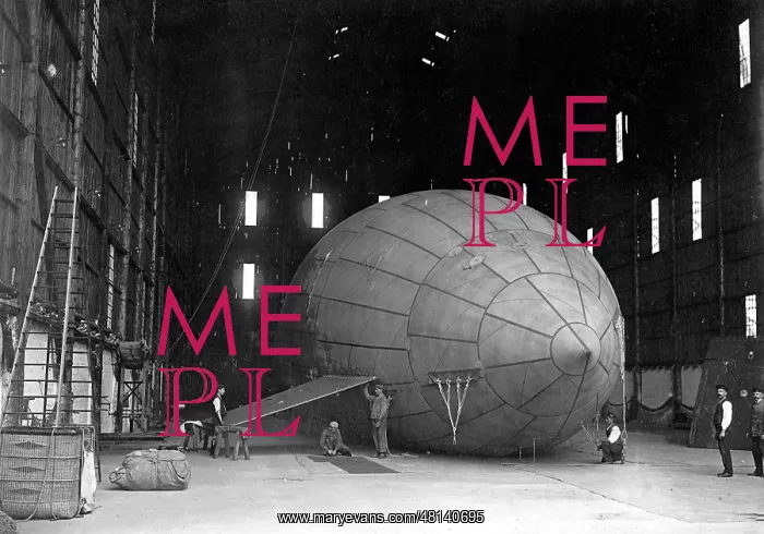 : Working on the airship Parseval III. 1909 : Working on the airship Parseval III. 1909