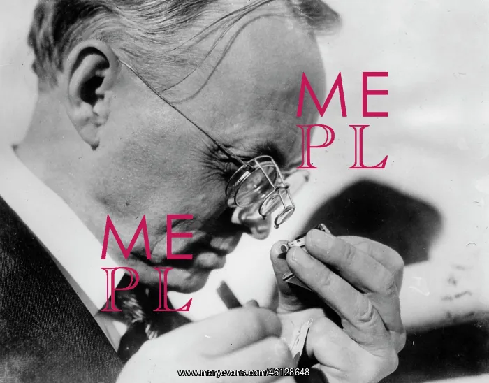: Working magnifying glass for jewelers : Working magnifying glass for jewelers