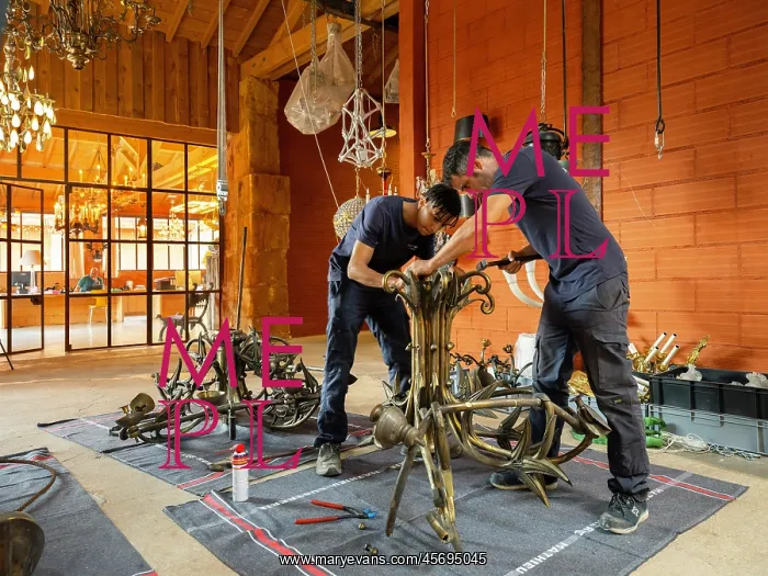 : Workshop, Mathieu Lustrerie, Gargas, Provence, France : Workshop, Mathieu Lustrerie, Gargas, Provence, France