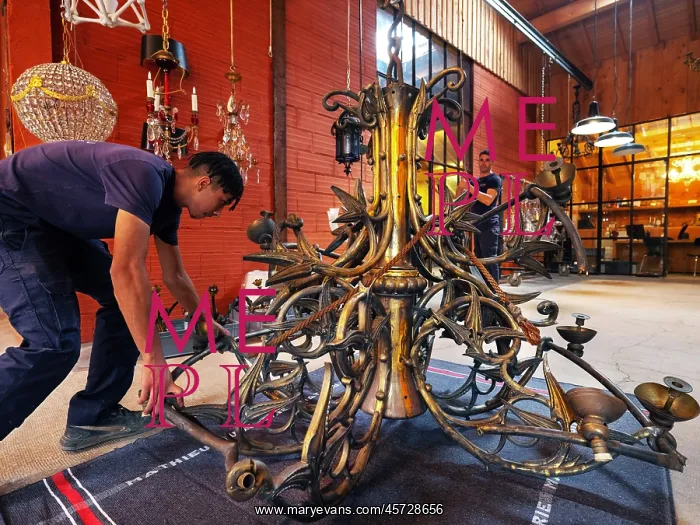 : Workshop, Mathieu Lustrerie, Gargas, Provence, France : Workshop, Mathieu Lustrerie, Gargas, Provence, France