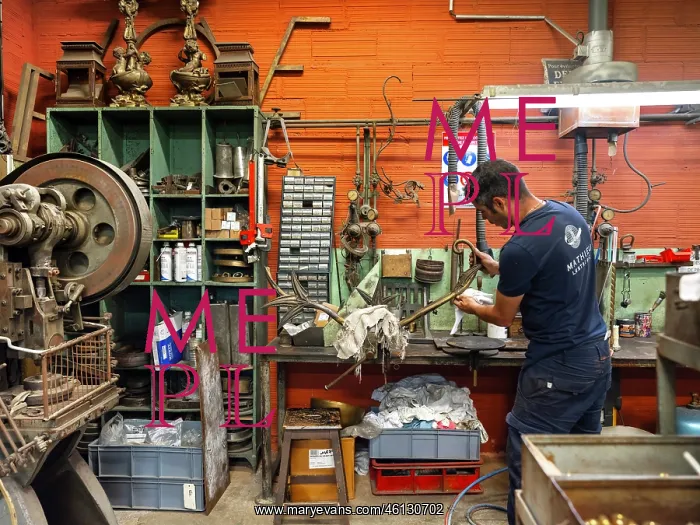 : Workshop, Mathieu Lustrerie, Gargas, Provence, France : Workshop, Mathieu Lustrerie, Gargas, Provence, France