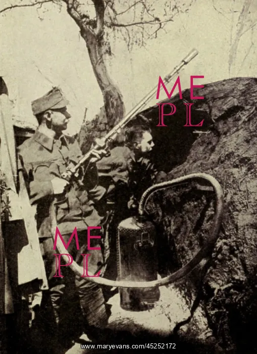 : World War 1. Hungarians using an apparatus for : World War 1. Hungarians using an apparatus for