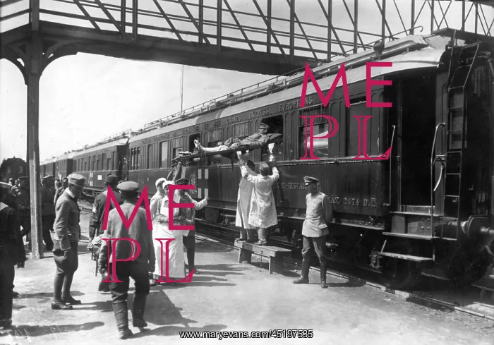 : World War I - Hospital train : World War I - Hospital train