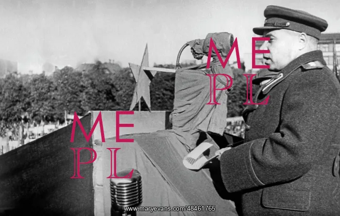 : World War II : World War II