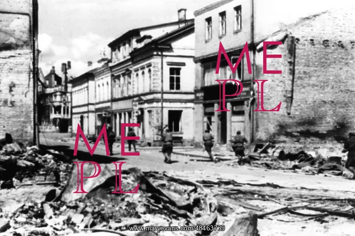 : World War II : World War II