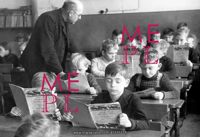 : World War II - Children's Evacuation Program 1944 : World War II - Children's Evacuation Program 1944
