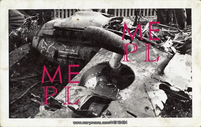 : World War II - crashed Messerschmidt in Welling : World War II - crashed Messerschmidt in Welling