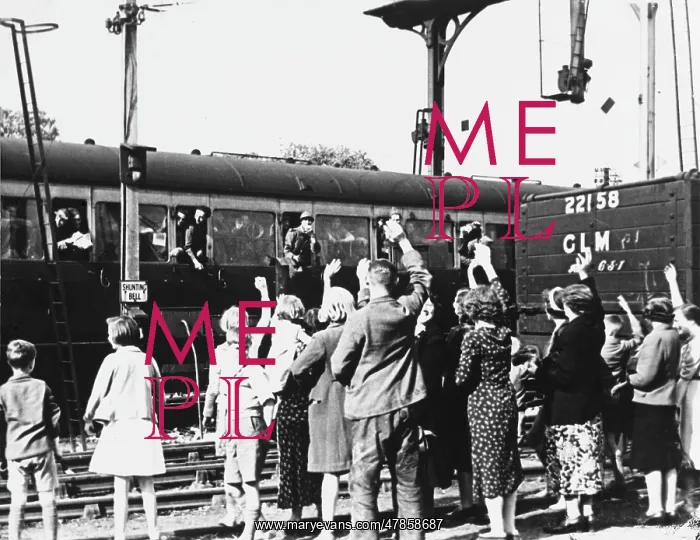  : World War II evacuees