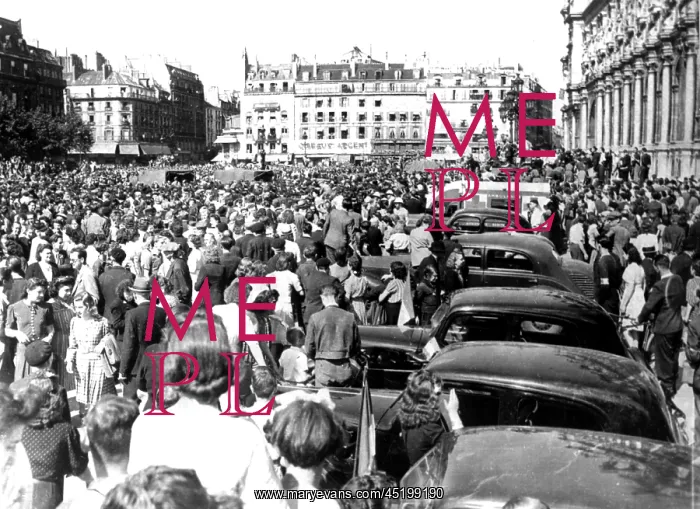 : World War II - Liberation of Paris 1944 : World War II - Liberation of Paris 1944