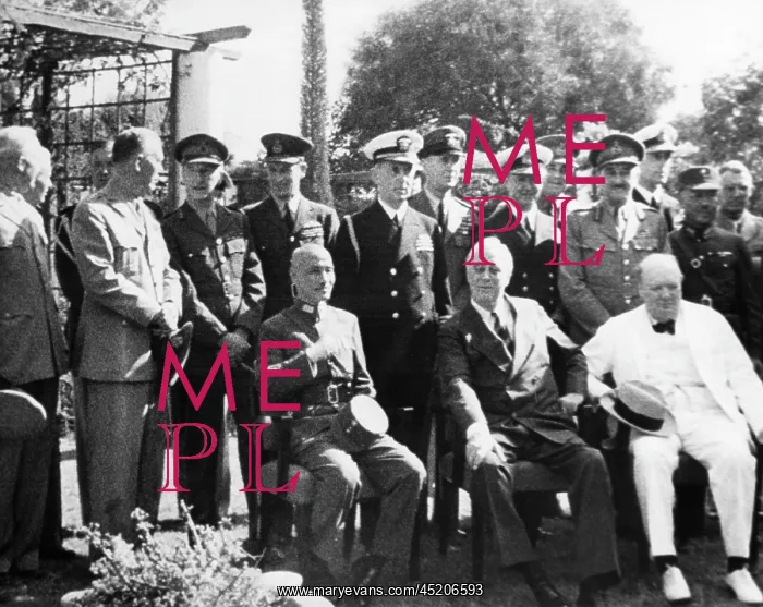 : World War II. Seated, from left: Chiang ? : World War II. Seated, from left: Chiang ?