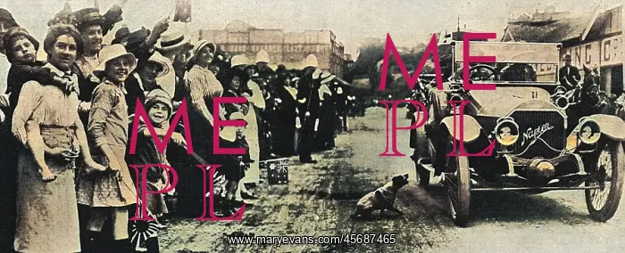 : Wounded Australian troops are paraded through the streets : Wounded Australian troops are paraded through the streets