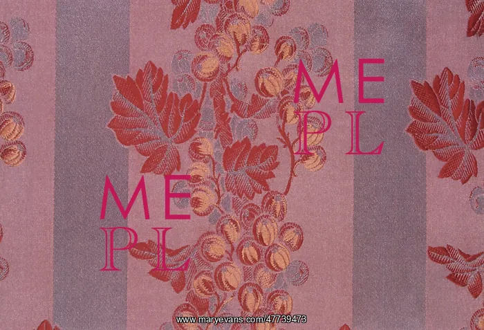  : Woven silk pattern of red leaves and berries